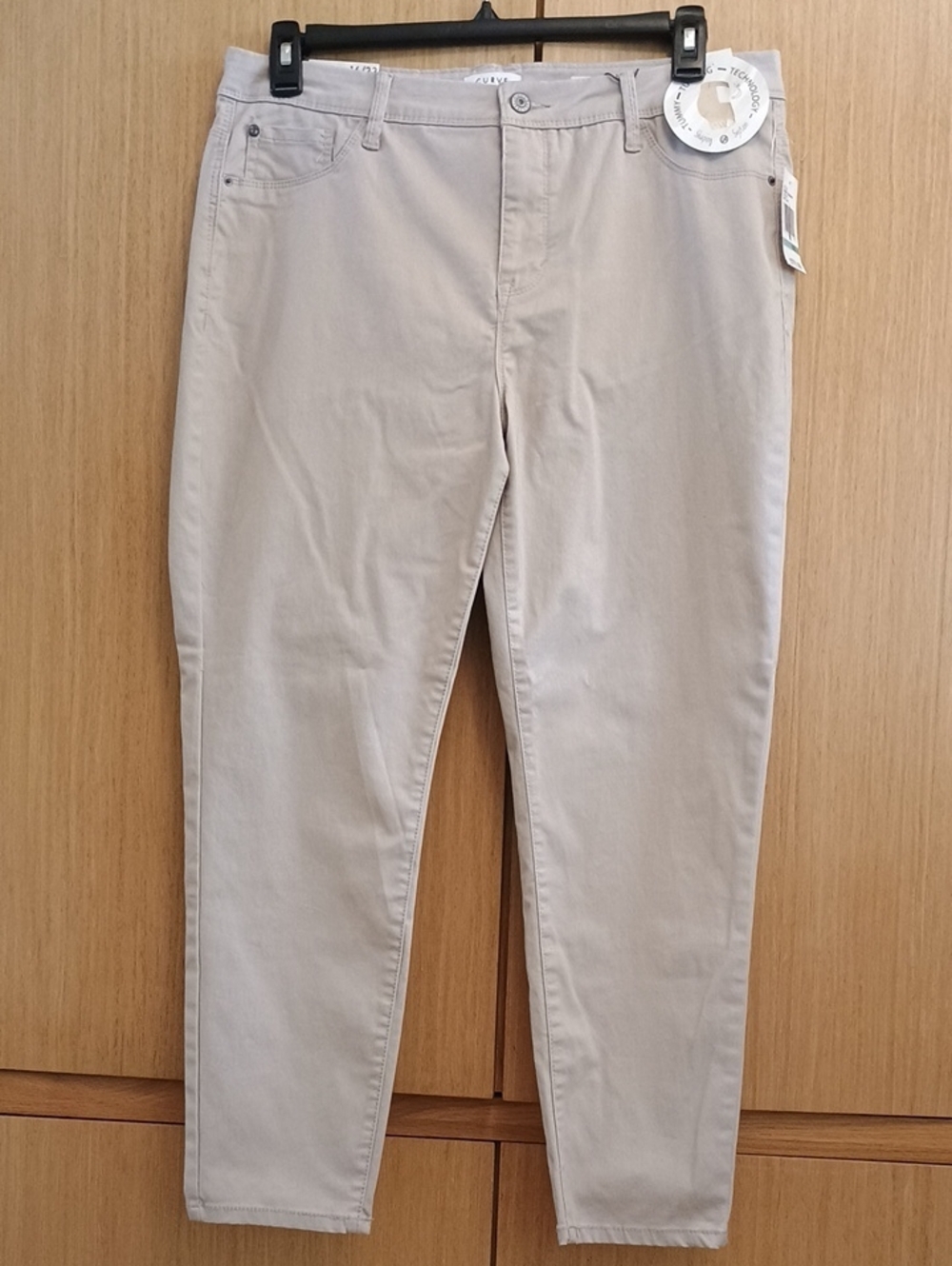 +SZ NWT Curve Appeal SZ 16 "Simply Taupe" Jegging
